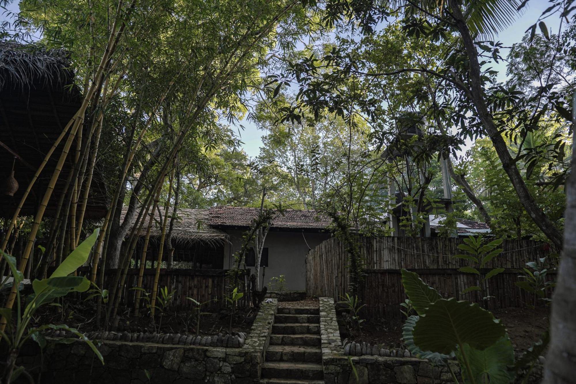 River Glamping By Gaga Bees Udawalawe Eksteriør bilde