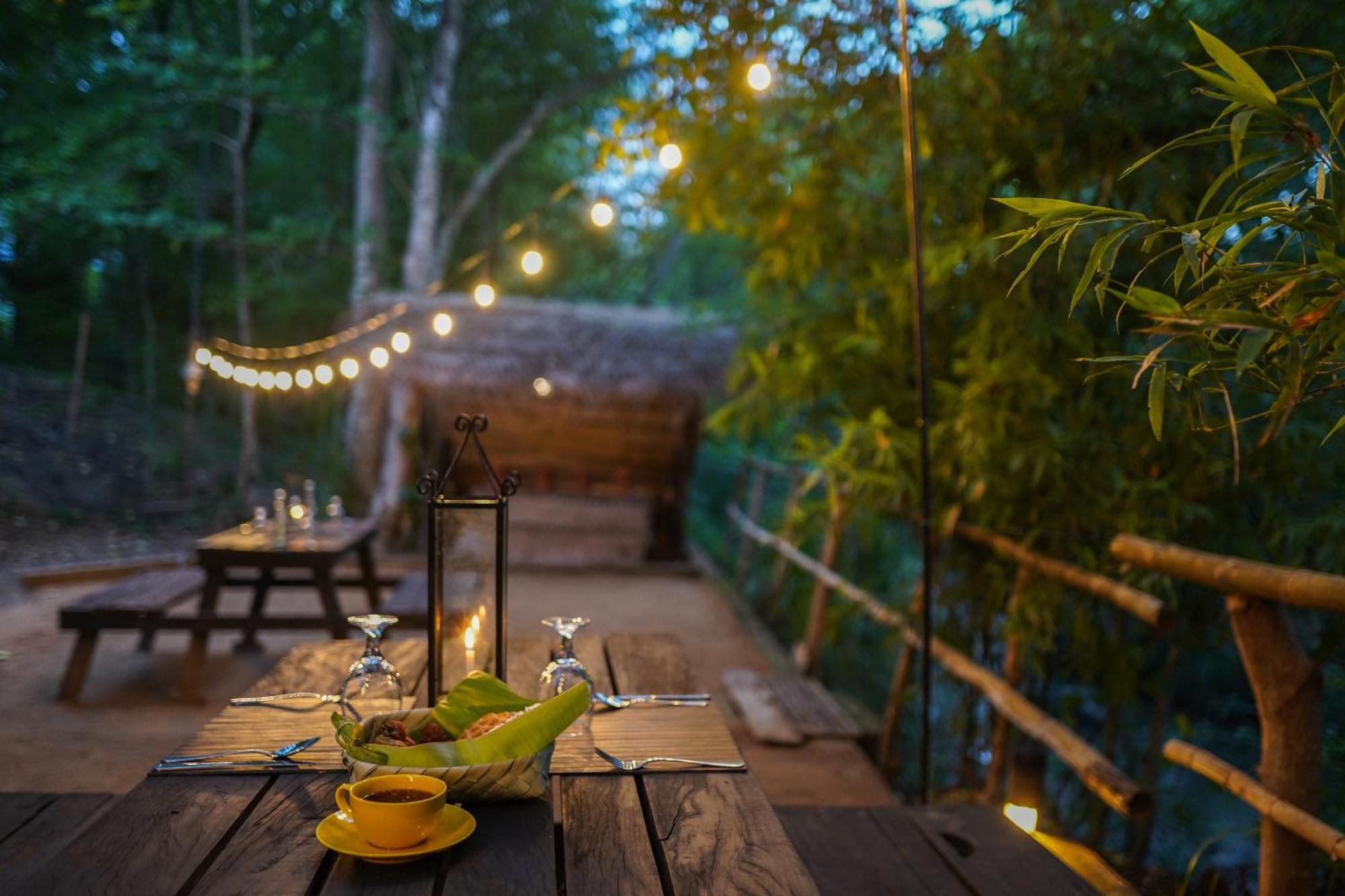 River Glamping By Gaga Bees Udawalawe Eksteriør bilde
